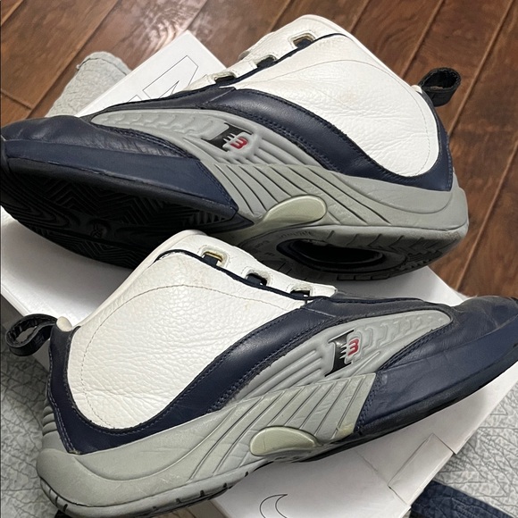 Allen Iverson Answer 4 Reebok - Picture 2 of 2